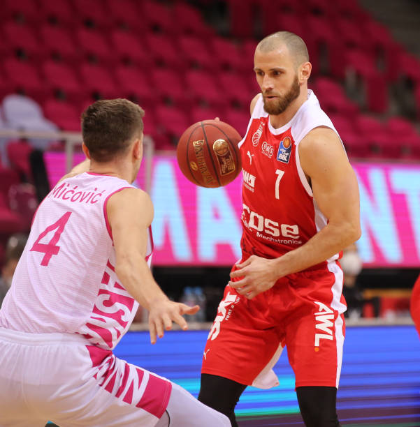 星王哲林迎 星王哲林迎